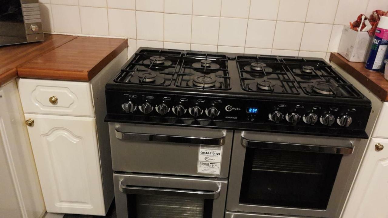 Chaps Guesthouse 南安普敦 外观 照片